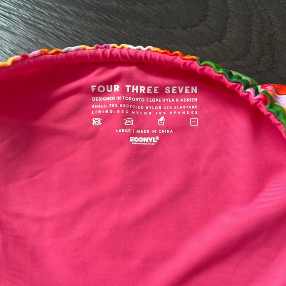 437 Piper Bottoms in Tropic - Picture 5 of 5